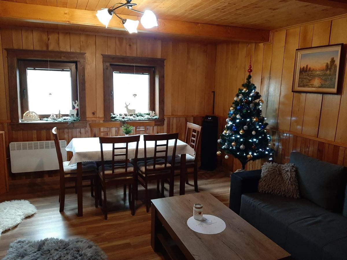 Andrea- Neakceptujeme Mlade Partie Holiday home *